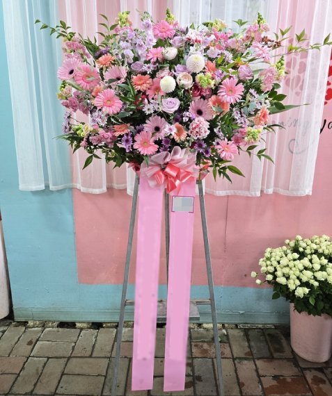 경남 김해. 결혼식 오브제화환